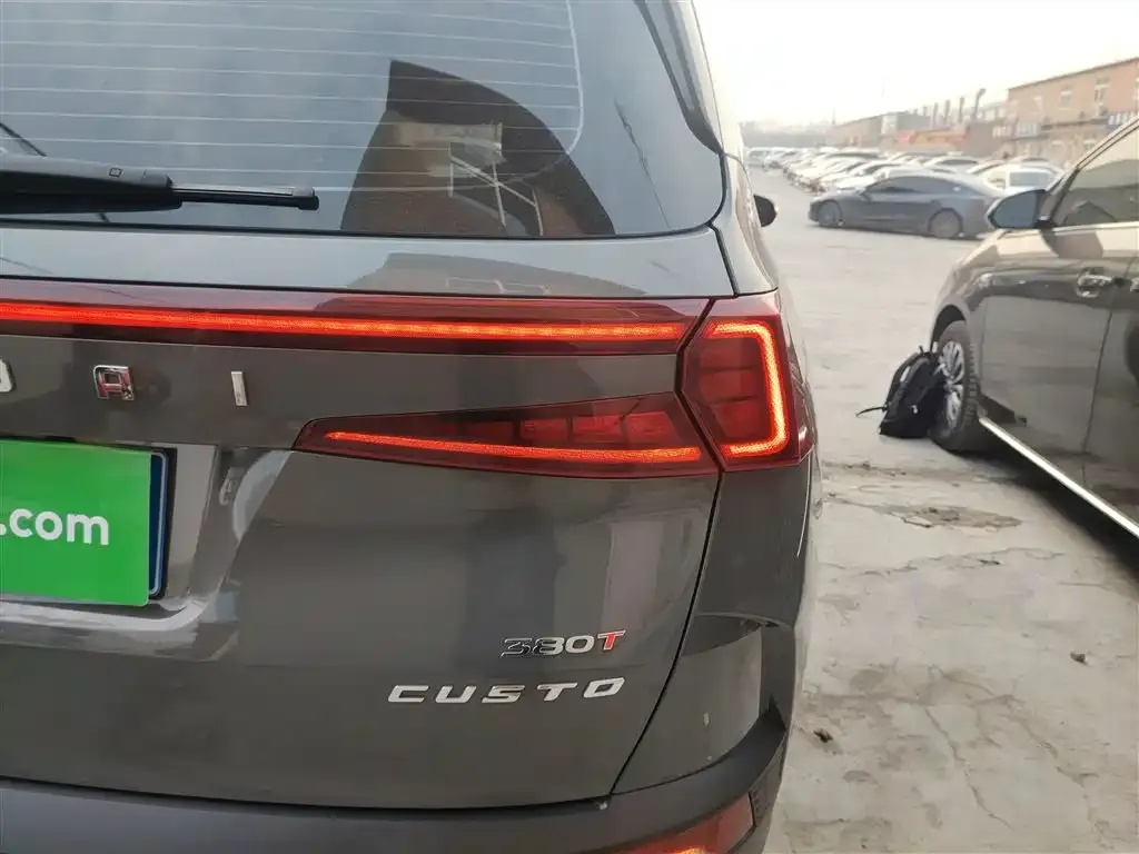 Hyundai Custo — фото 3