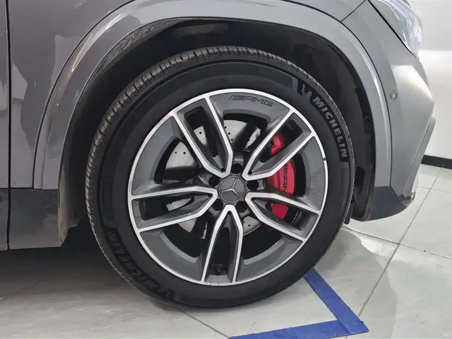 Mercedes-Benz GLA AMG — фото 7