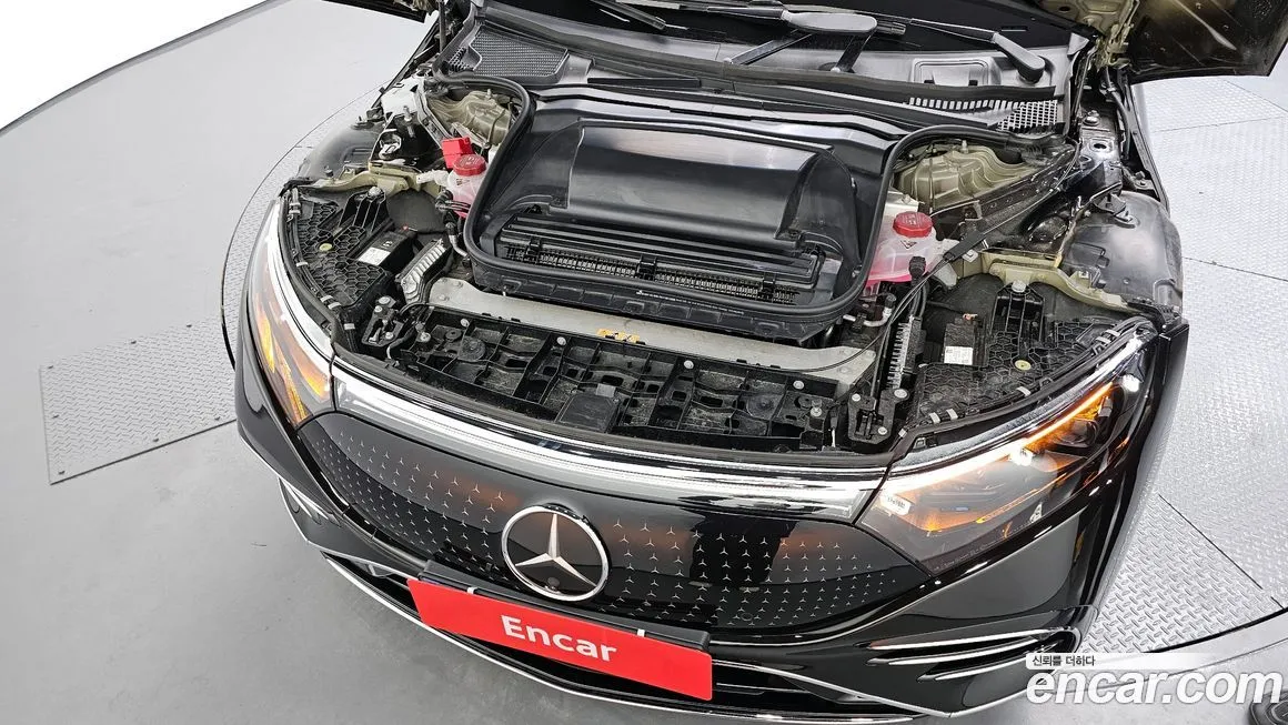 Mercedes-Benz EQS — фото 9