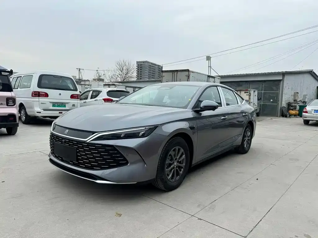 BYD Qin L — фото 1