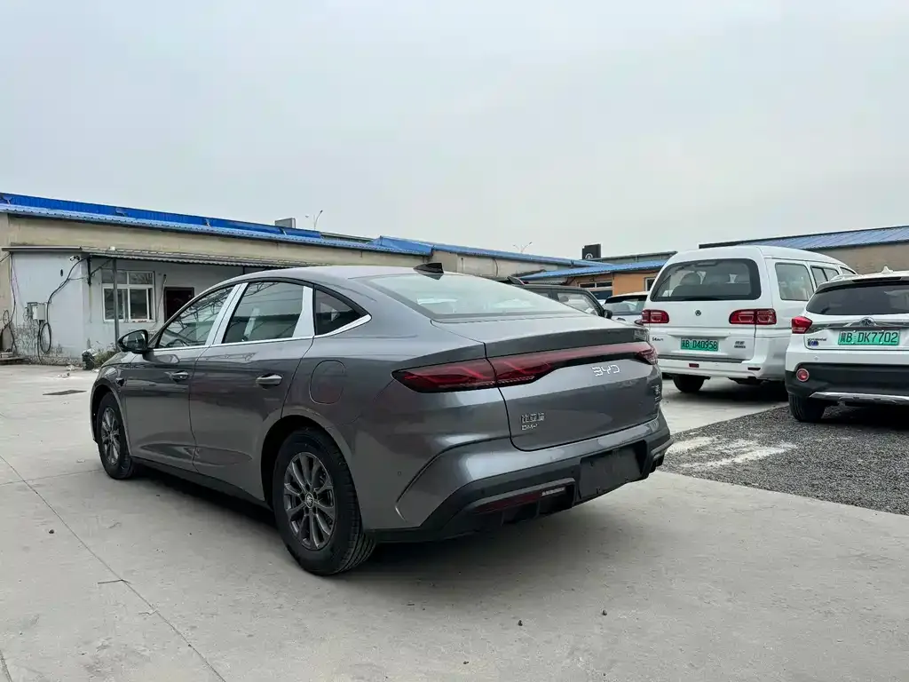 BYD Qin L — фото 2