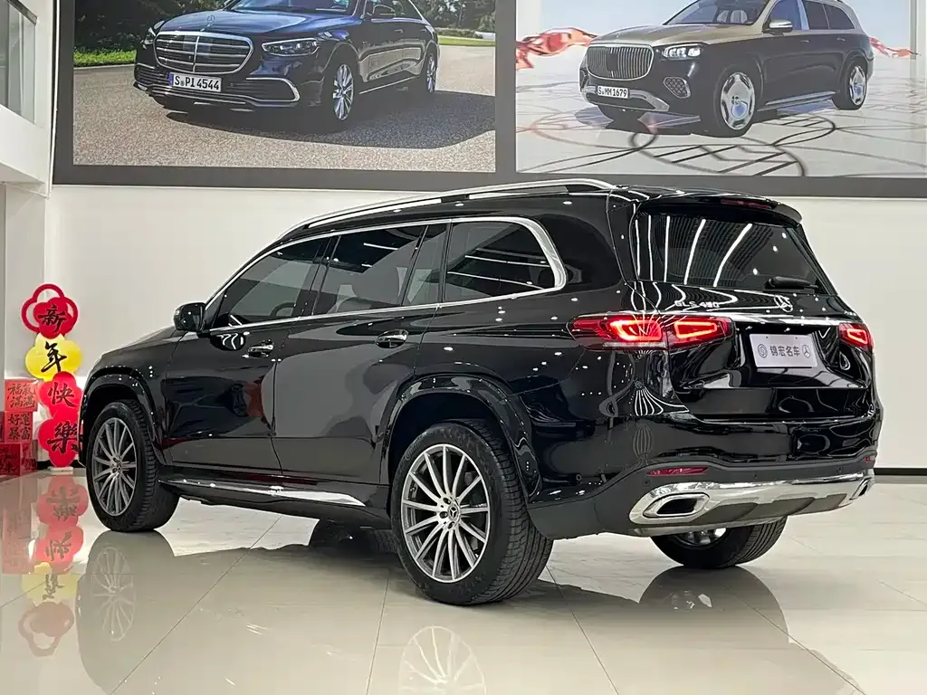 Mercedes-Benz GLS — фото 9