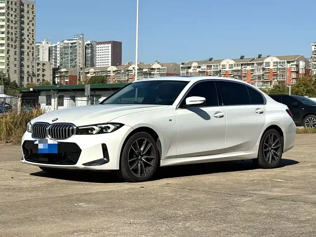 BMW 3 Series — фото 1