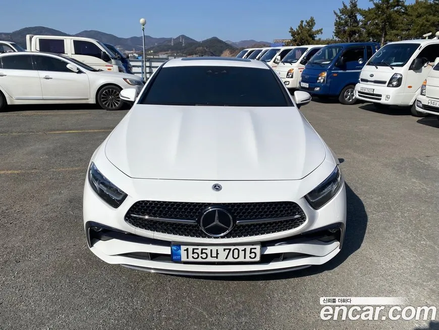 Mercedes-Benz CLS-Class — фото 1