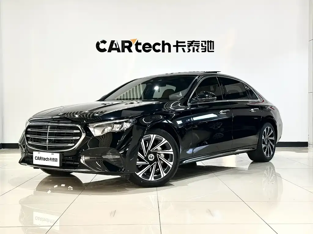Mercedes-Benz E-Class — фото 10
