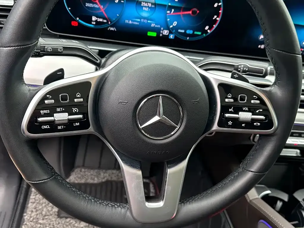 Mercedes-Benz GLE — фото 3