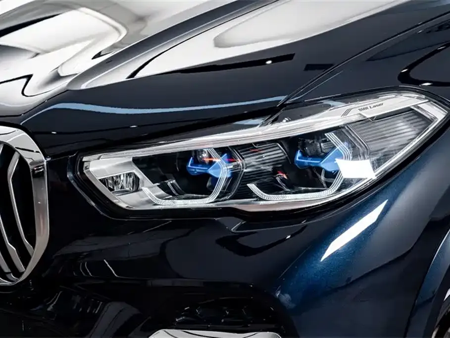 BMW X5 — фото 9