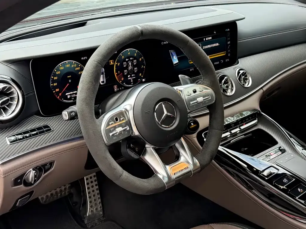 Mercedes-Benz AMG GT — фото 9