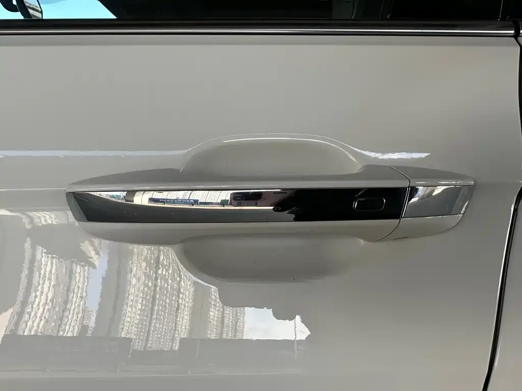 Volkswagen T-Cross — фото 8
