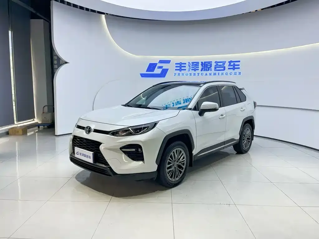 Toyota Wildlander — фото 1