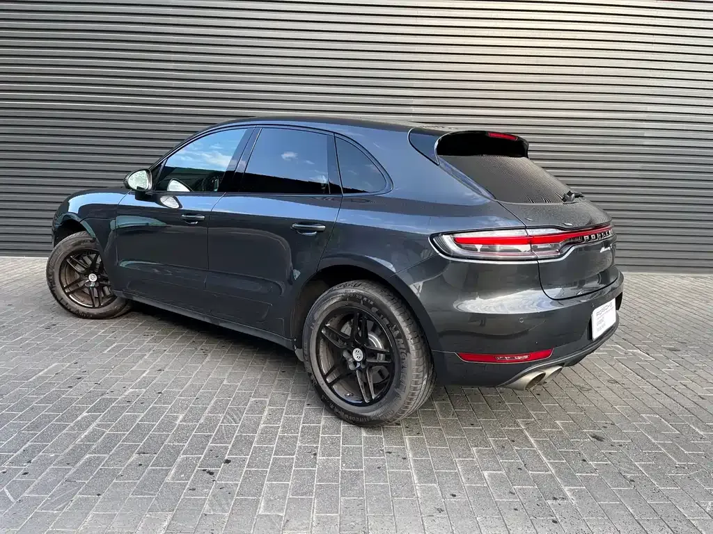 Porsche Macan — фото 5