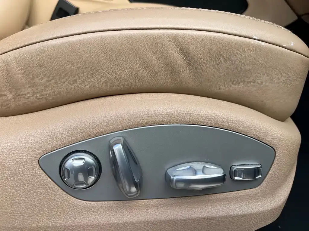 Porsche Macan — фото 10