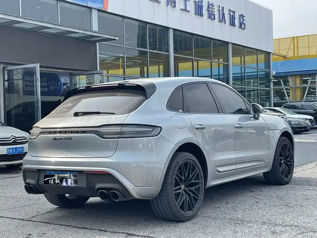 Porsche Macan — фото 4