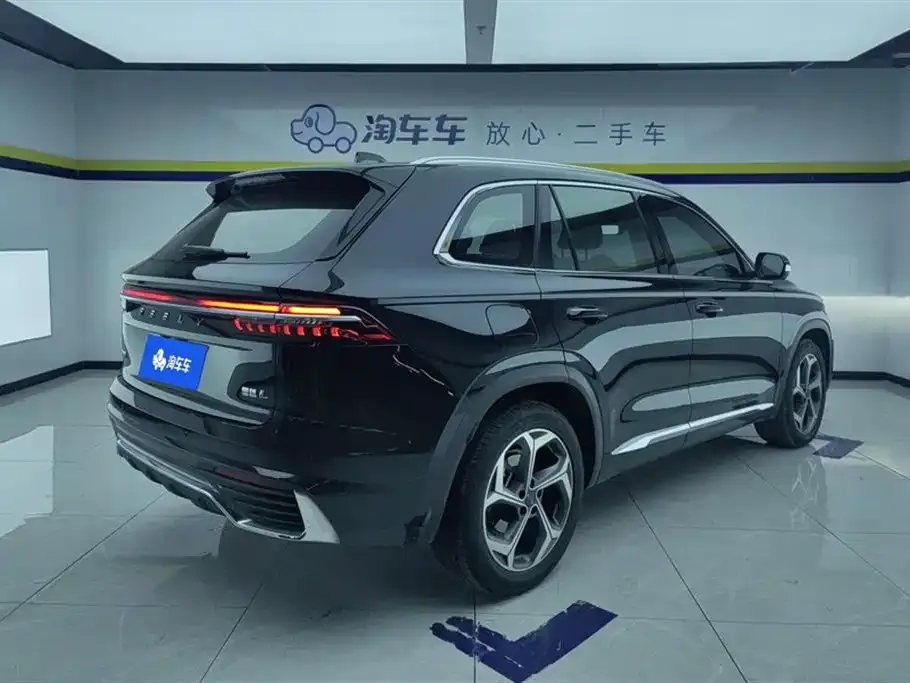 Geely Xingyue L — фото 9