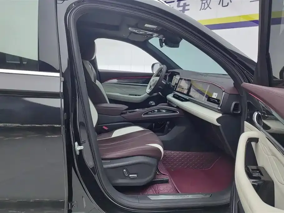 Geely Xingyue L — фото 4
