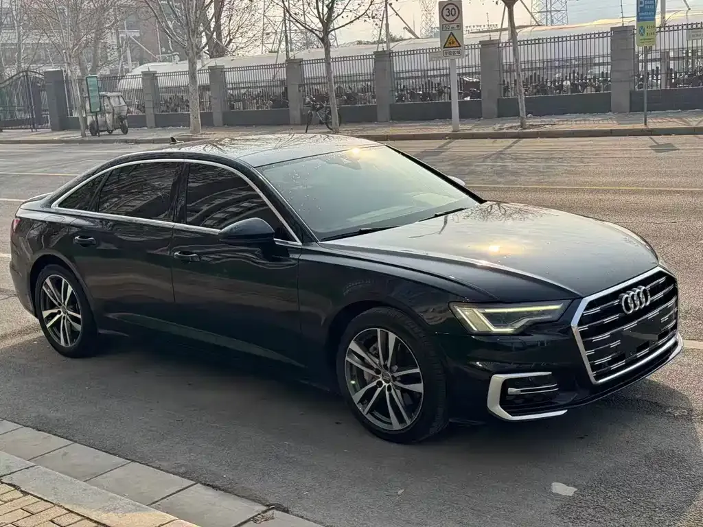 Audi A6L — фото 2