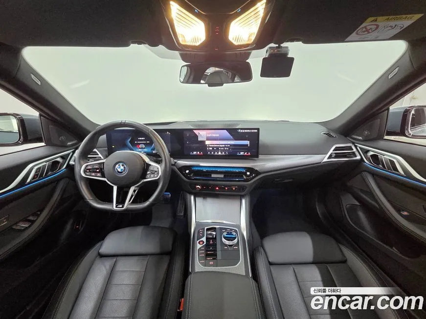 BMW i4 — фото 8