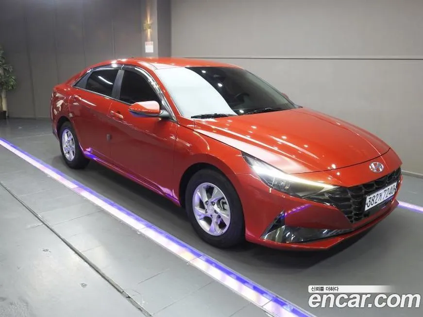 Hyundai AVANTE — фото 1