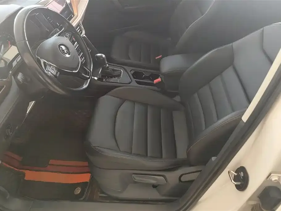 Volkswagen Tharu — фото 5