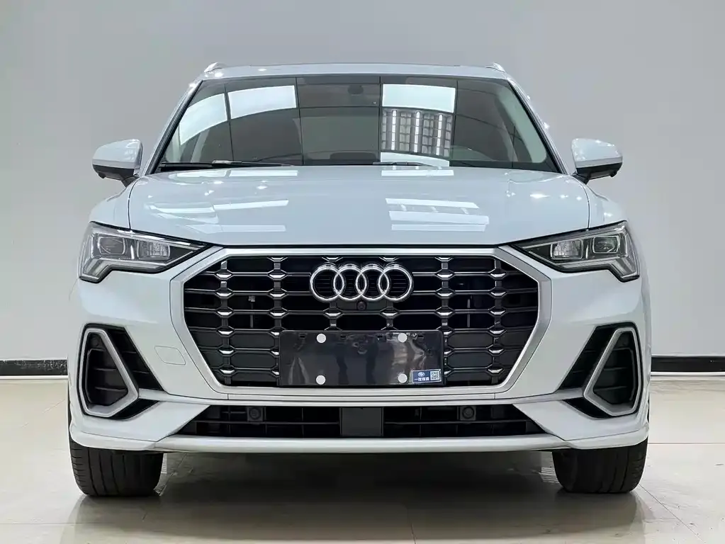 Audi Q3 — фото 5
