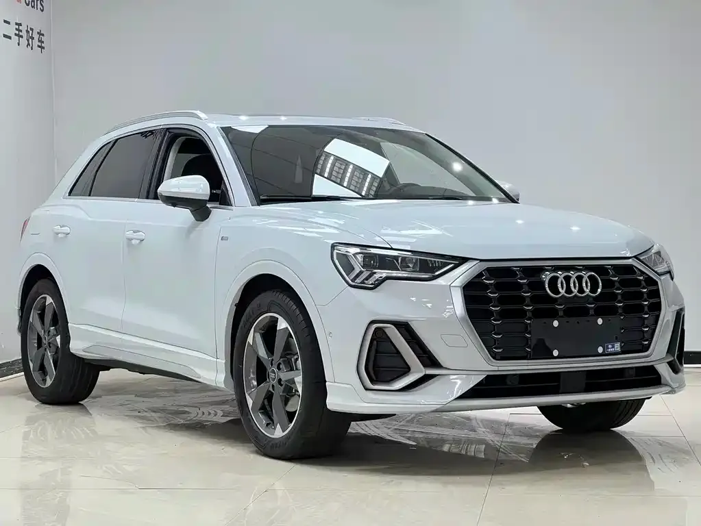 Audi Q3 — фото 4