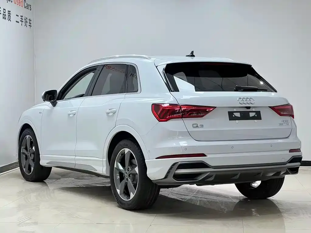 Audi Q3 — фото 2