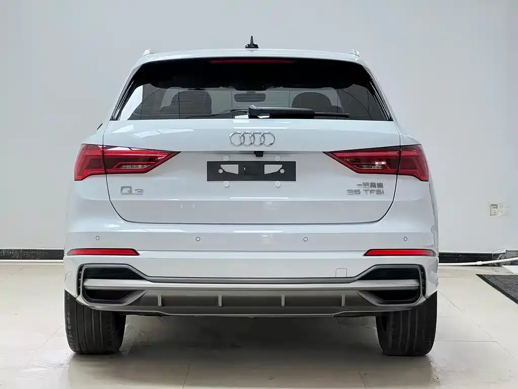 Audi Q3 — фото 3