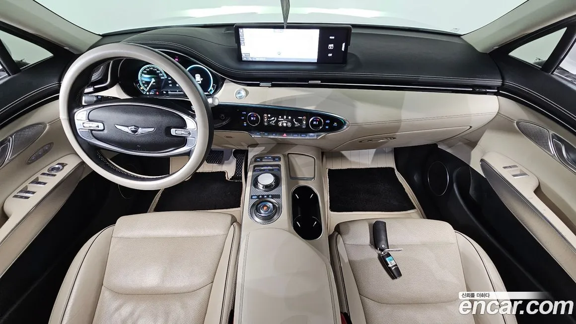 Genesis GV70 — фото 10