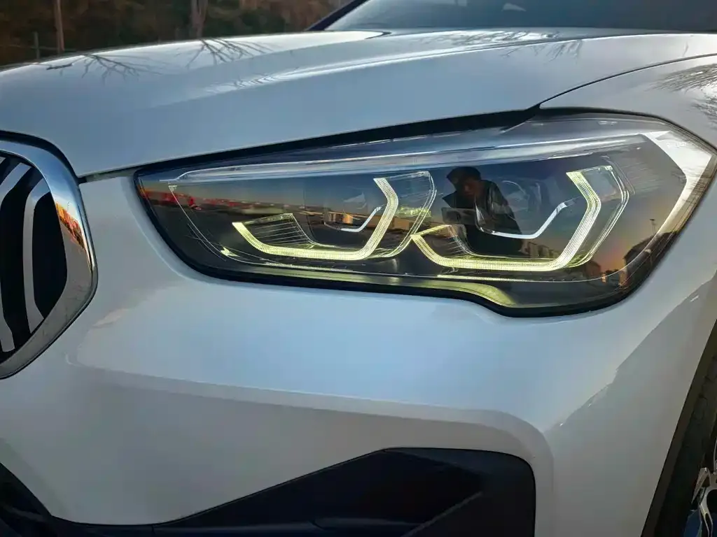 BMW X1 — фото 2