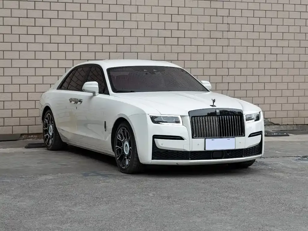 Rolls-Royce Ghost — фото 10