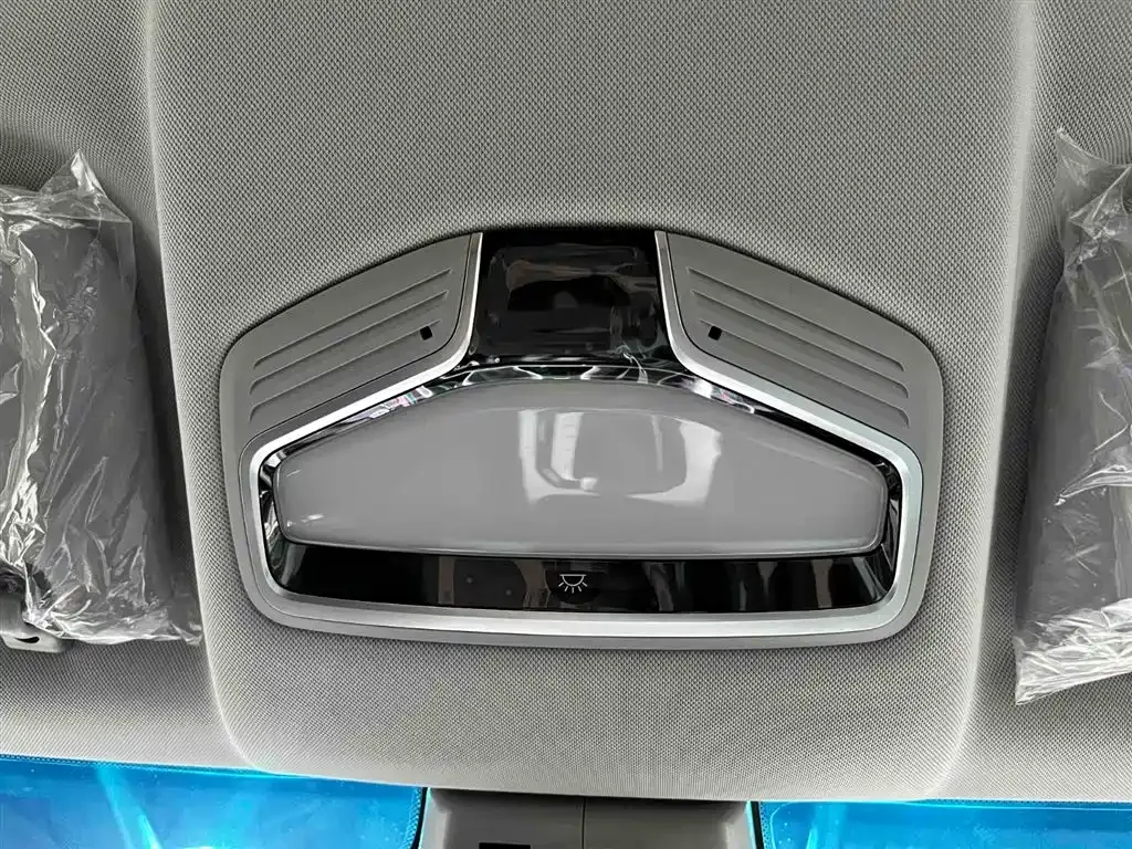 Geely Emgrand L — фото 10