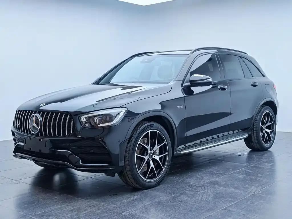 Mercedes-Benz GLC AMG — фото 1