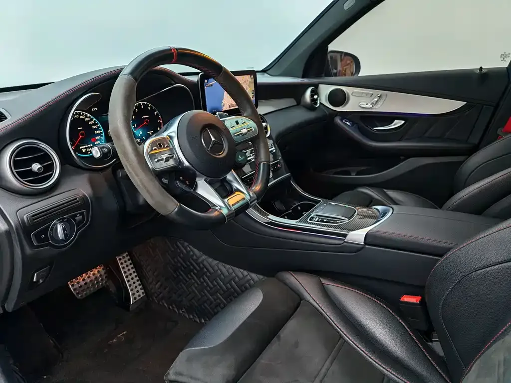 Mercedes-Benz GLC AMG — фото 8