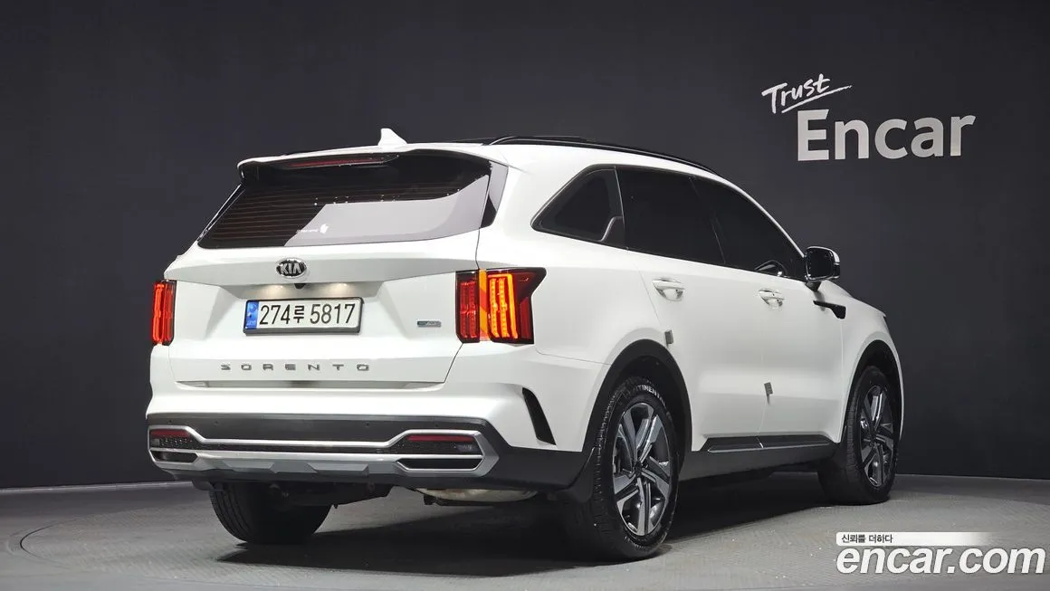 Kia Sorento — фото 6