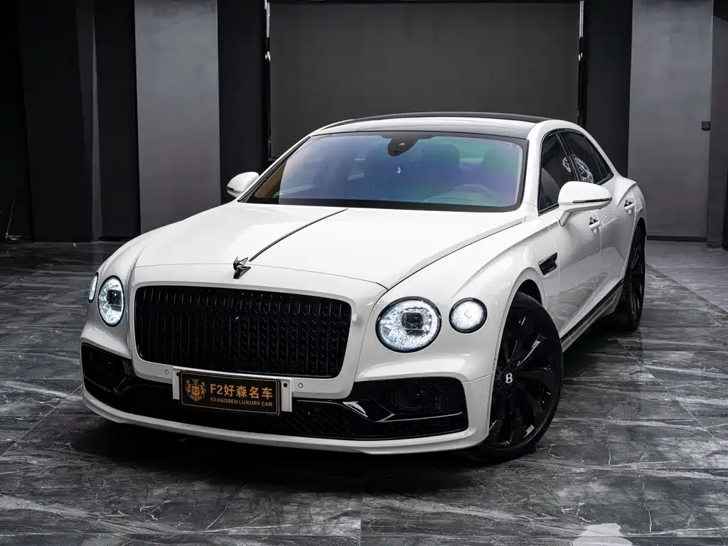 Bentley Flying Spur — фото 1