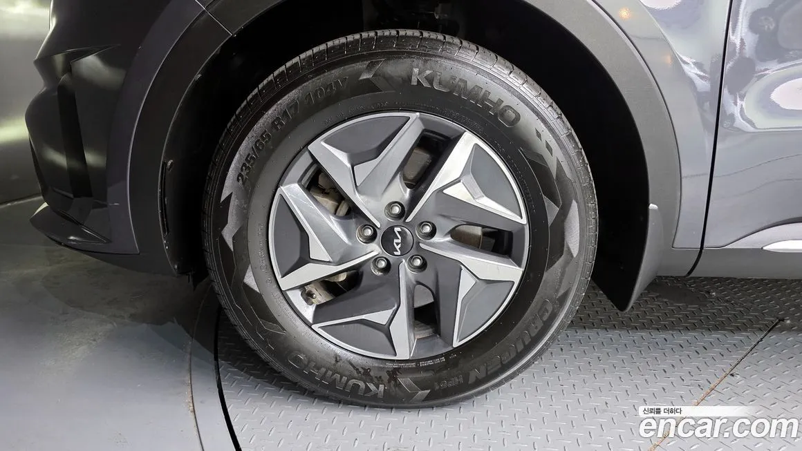 Kia Sorento — фото 6