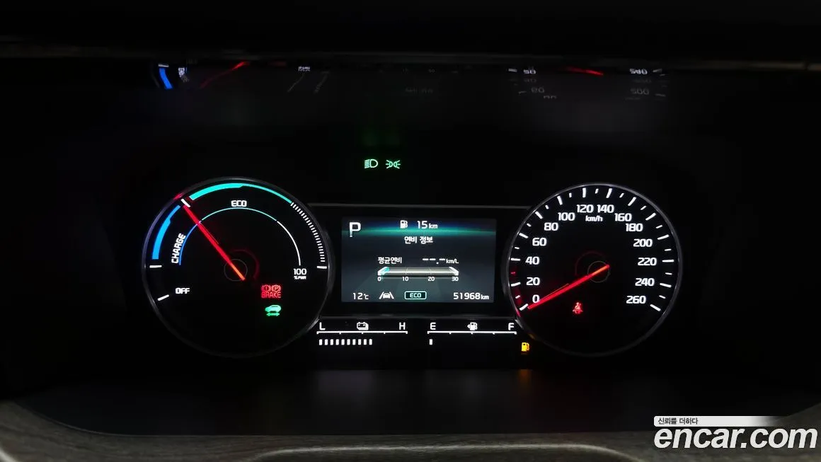 Kia Sorento — фото 9