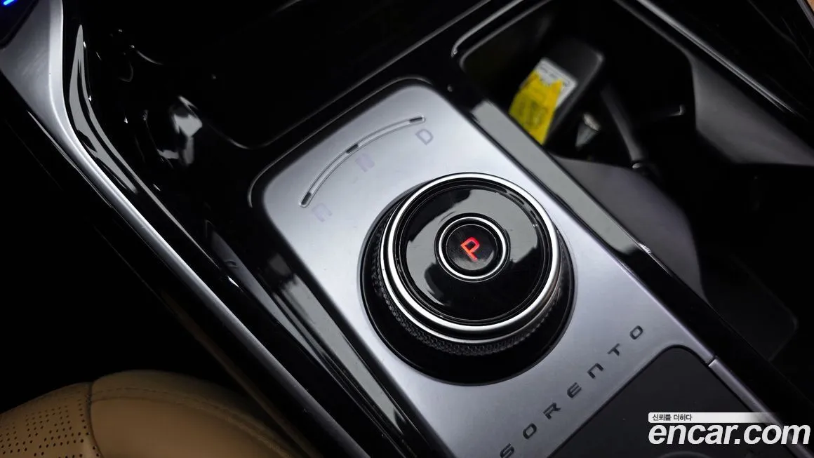 Kia Sorento — фото 10
