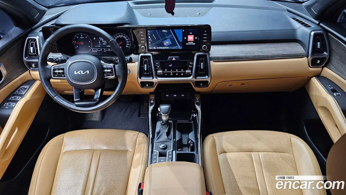 Kia Sorento — фото 8