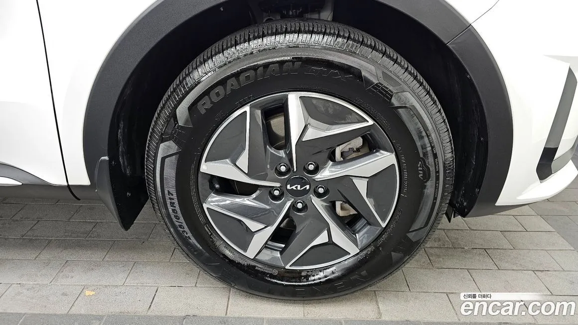 Kia Sorento — фото 9
