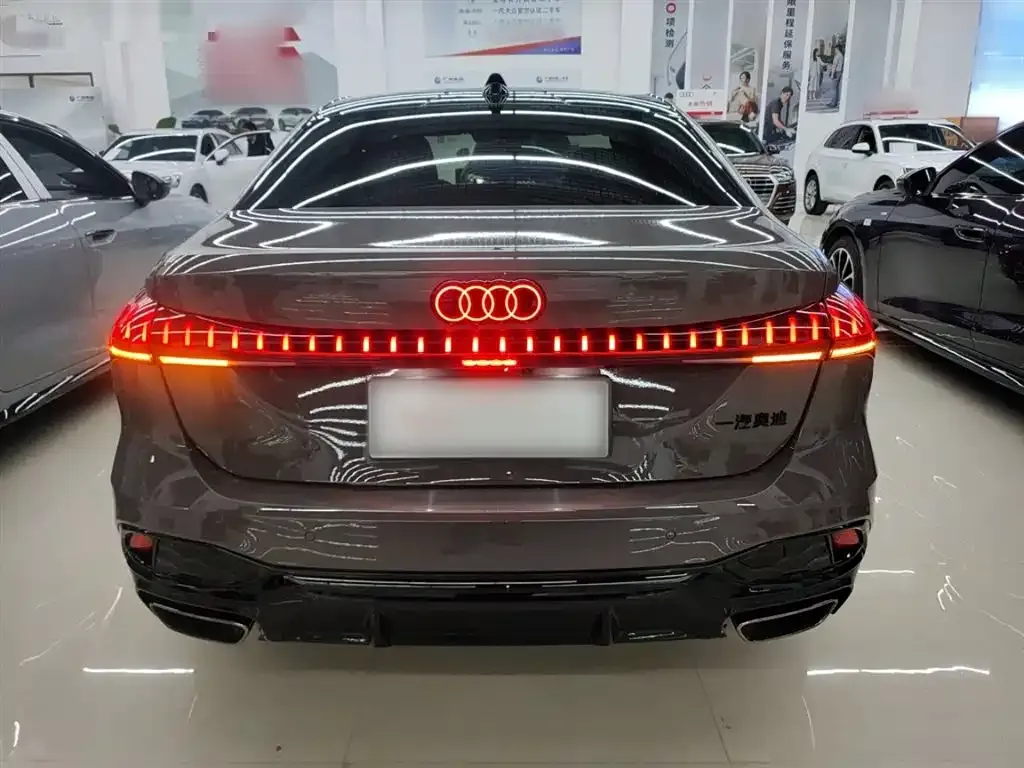 Audi A5L — фото 8