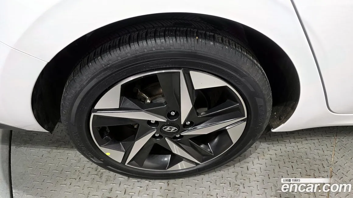 Hyundai AVANTE — фото 6