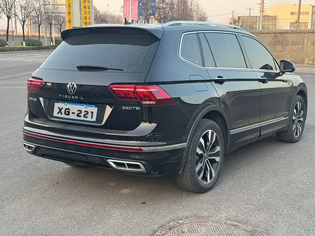 Volkswagen Tiguan L — фото 5