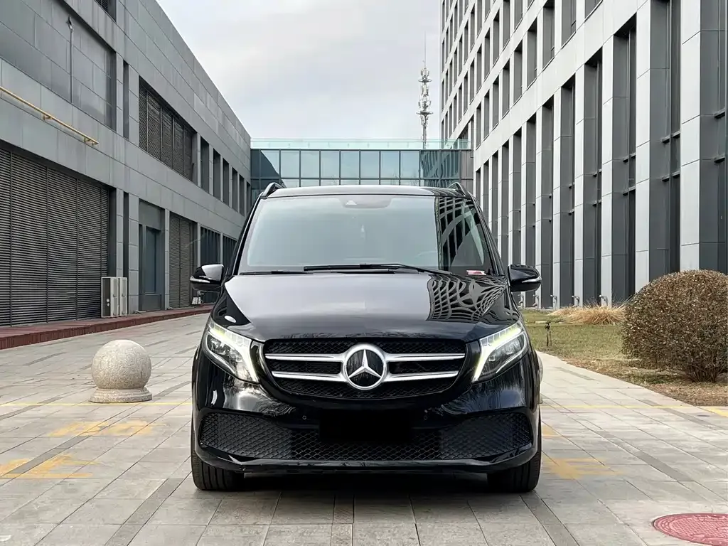Mercedes-Benz V-Class — фото 5