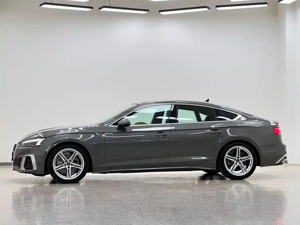 Audi A5 (Import) — фото 3