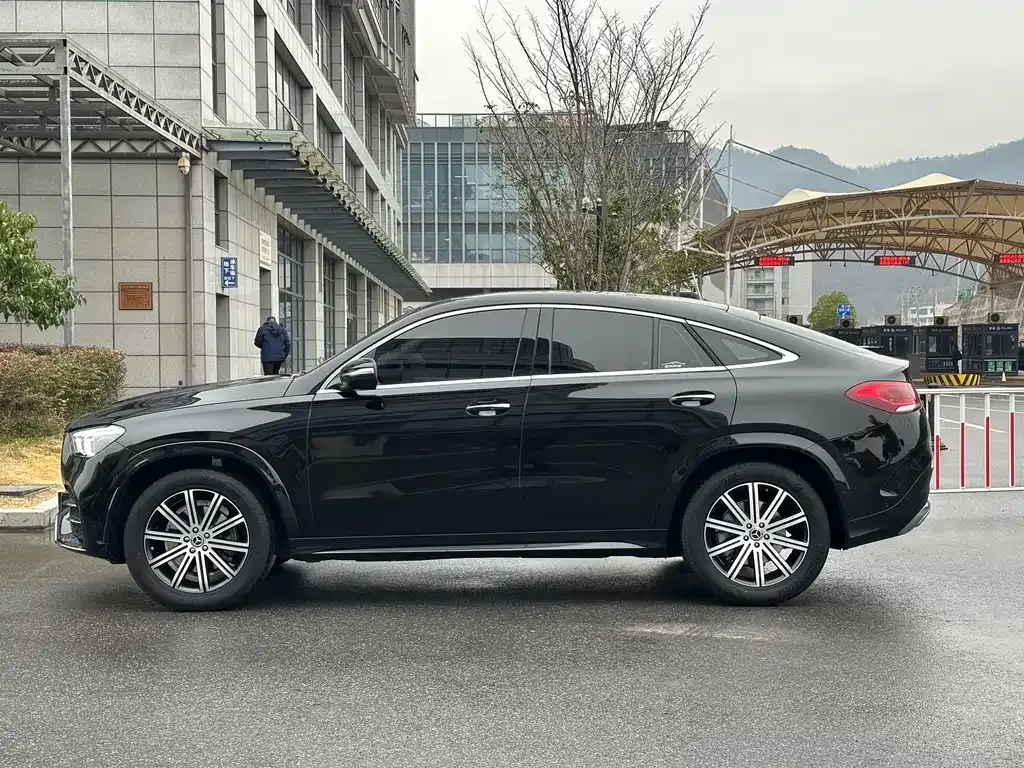 Mercedes-Benz GLE Coupe — фото 7
