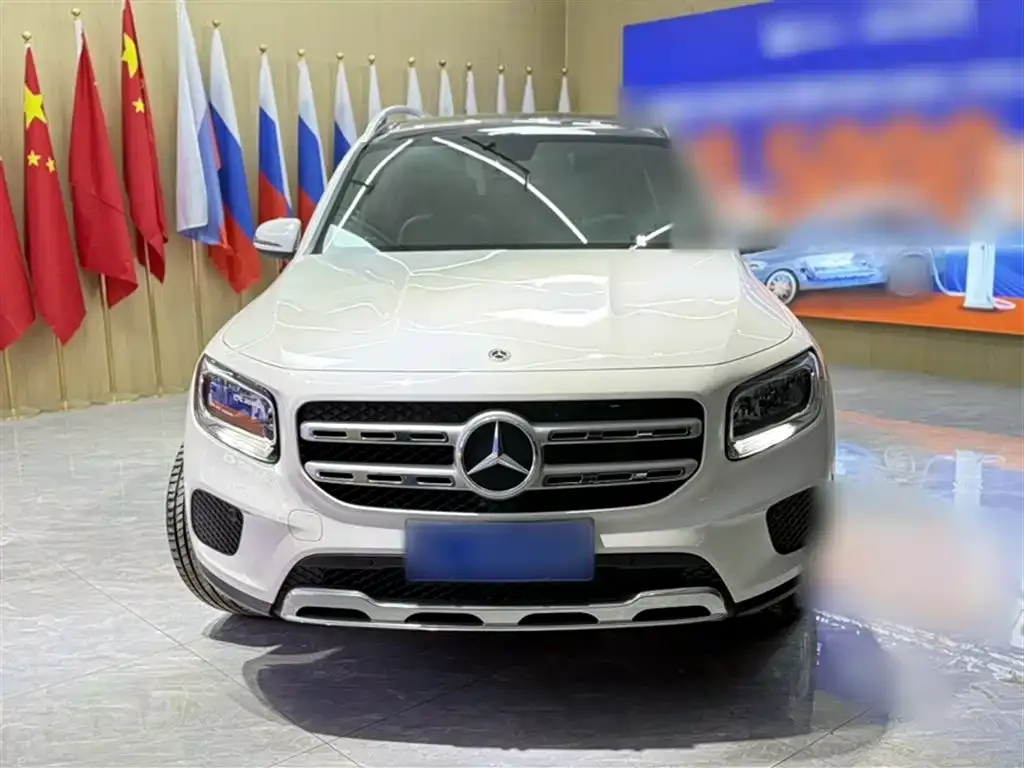 Mercedes-Benz GLB — фото 6