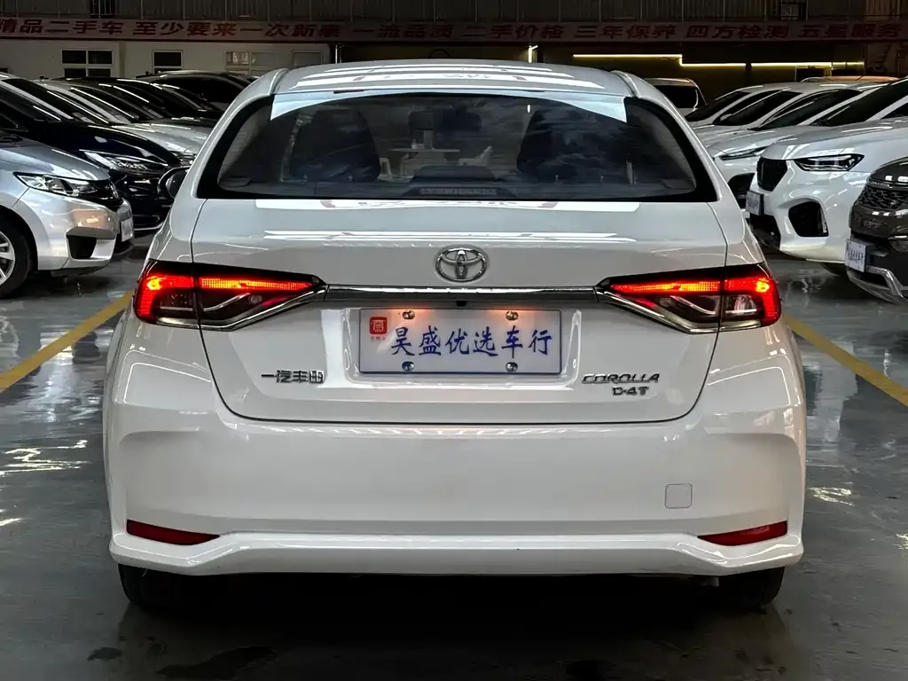 Toyota Corolla — фото 3
