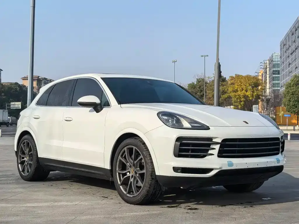 Porsche Cayenne — фото 2