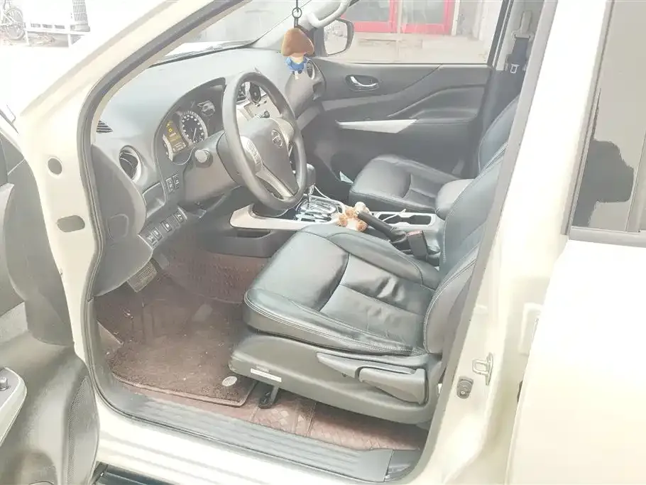 Nissan Terra — фото 2